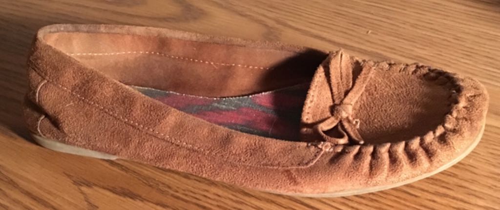 Brown Mocasin - American eagle shoe collectible - Main Image 2