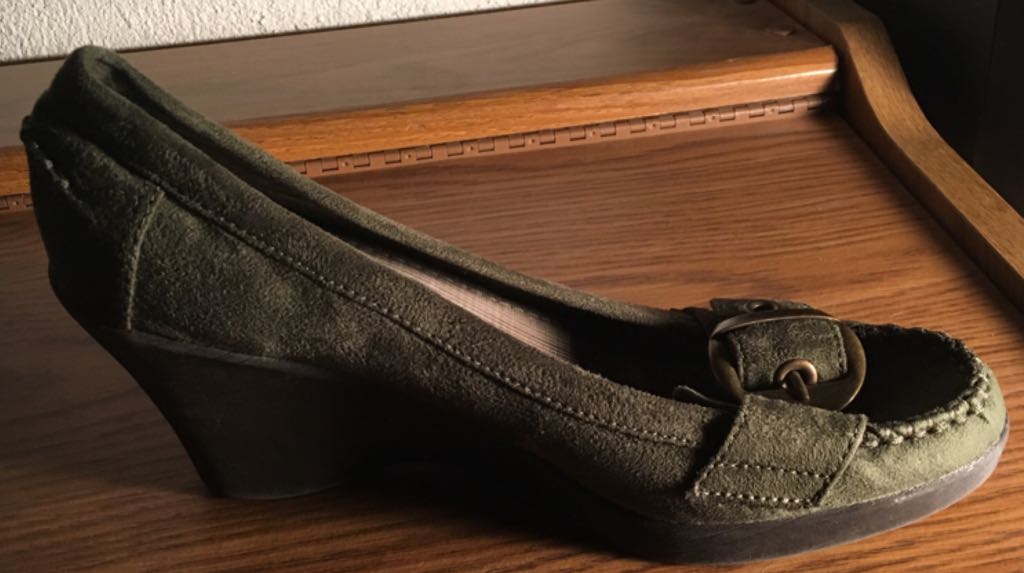 Off White Heeled Sandal