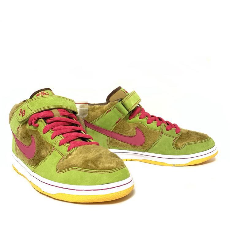 Nike Dunk Mid Three Bears - Nike shoe collectible - Main Image 2