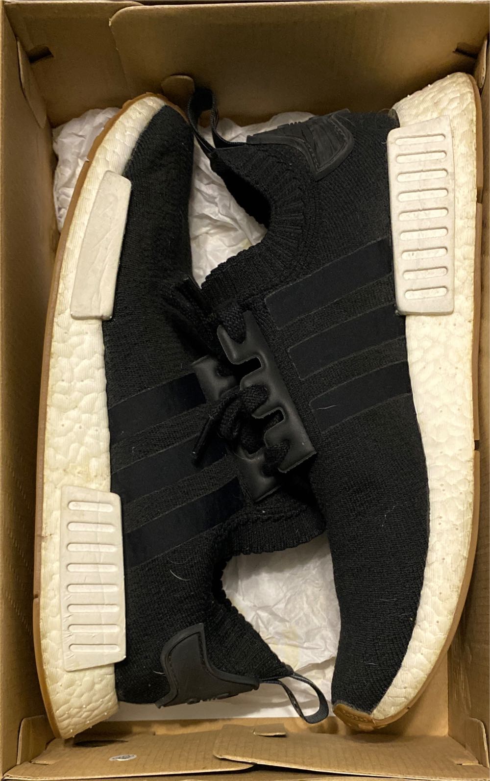 Adidas Nmd R1 - Adidas shoe collectible [Barcode 889772695412] - Main Image 2