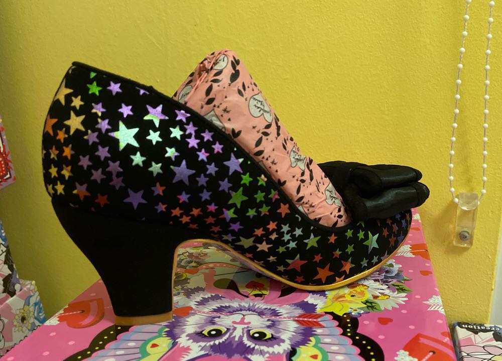 Ban Joe “Black Stars” Size 37 Exclusive - Irregular choice shoe collectible [Barcode 5052224696991] - Main Image 2