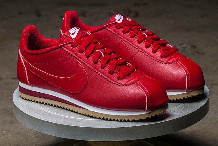 Nike - Cortez Deluxe Barn - Nike shoe collectible [Barcode 659658003279] - Main Image 2