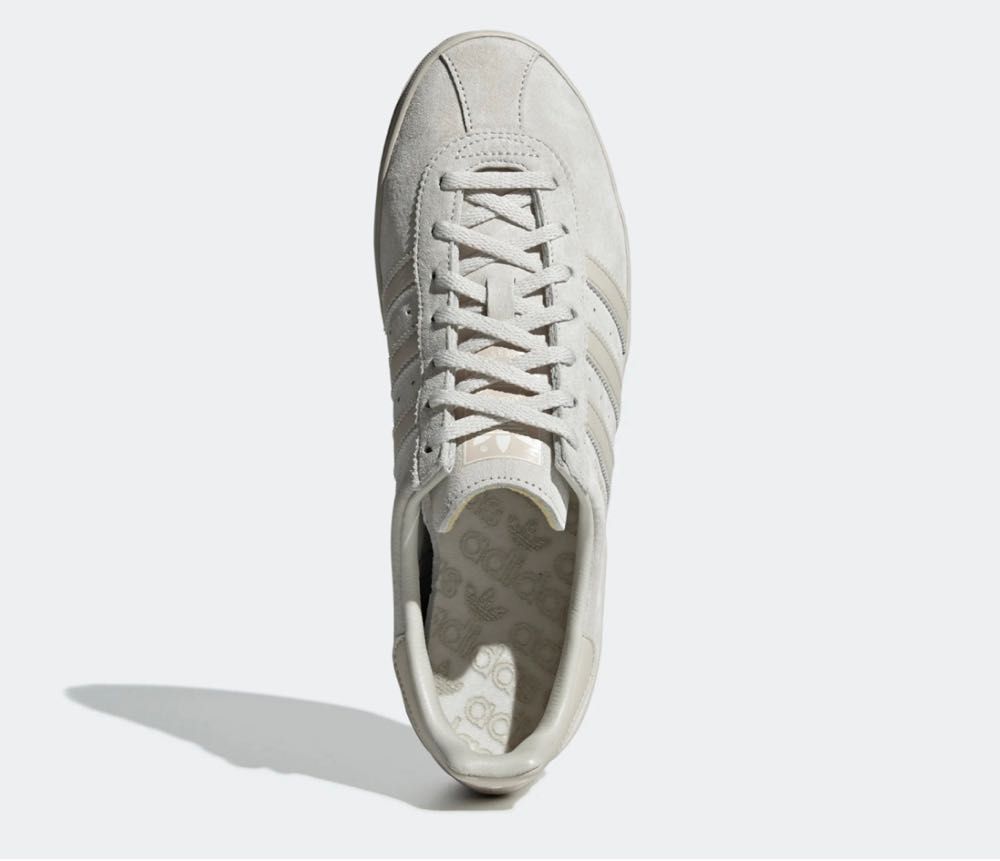 Broomfield - Adidas shoe collectible [Barcode 4061615766282] - Main Image 3