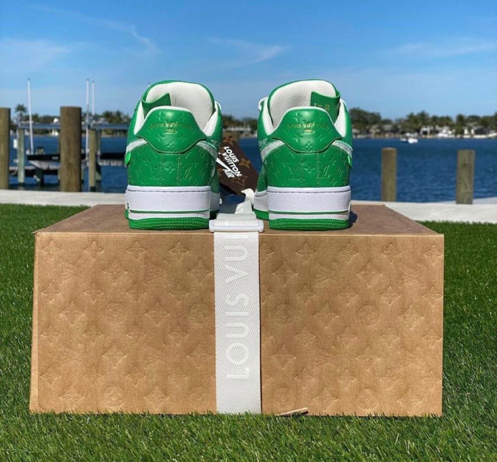 Louis Vuitton x Nike Air Force 1 Low ’Green’ (friends And Family)  shoe collectible - Main Image 4