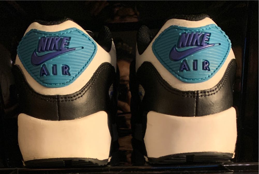 Air Max 90 - Oracle Aqua  shoe collectible - Main Image 4