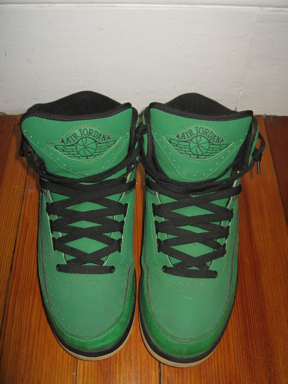 Jordan 2 Retro QF Candy Pack Green  shoe collectible - Main Image 2
