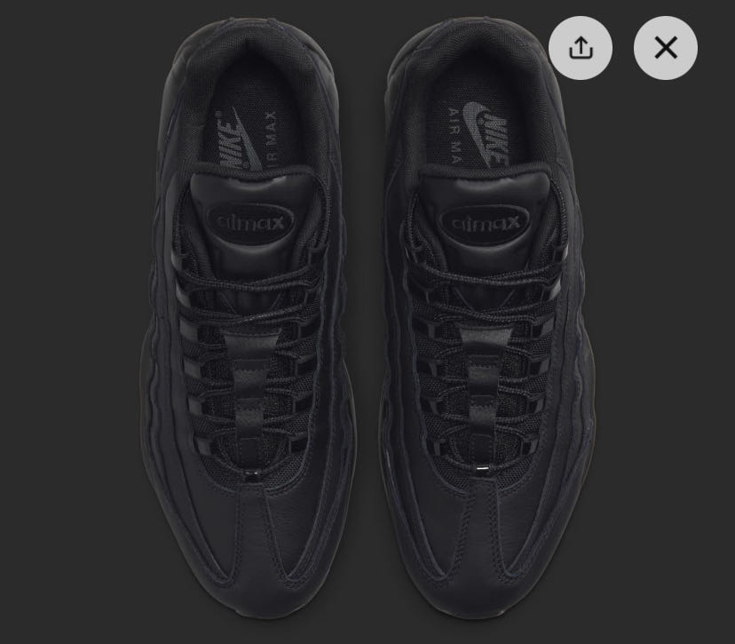 Nike Air Max 95 « Triple Black »  shoe collectible - Main Image 3