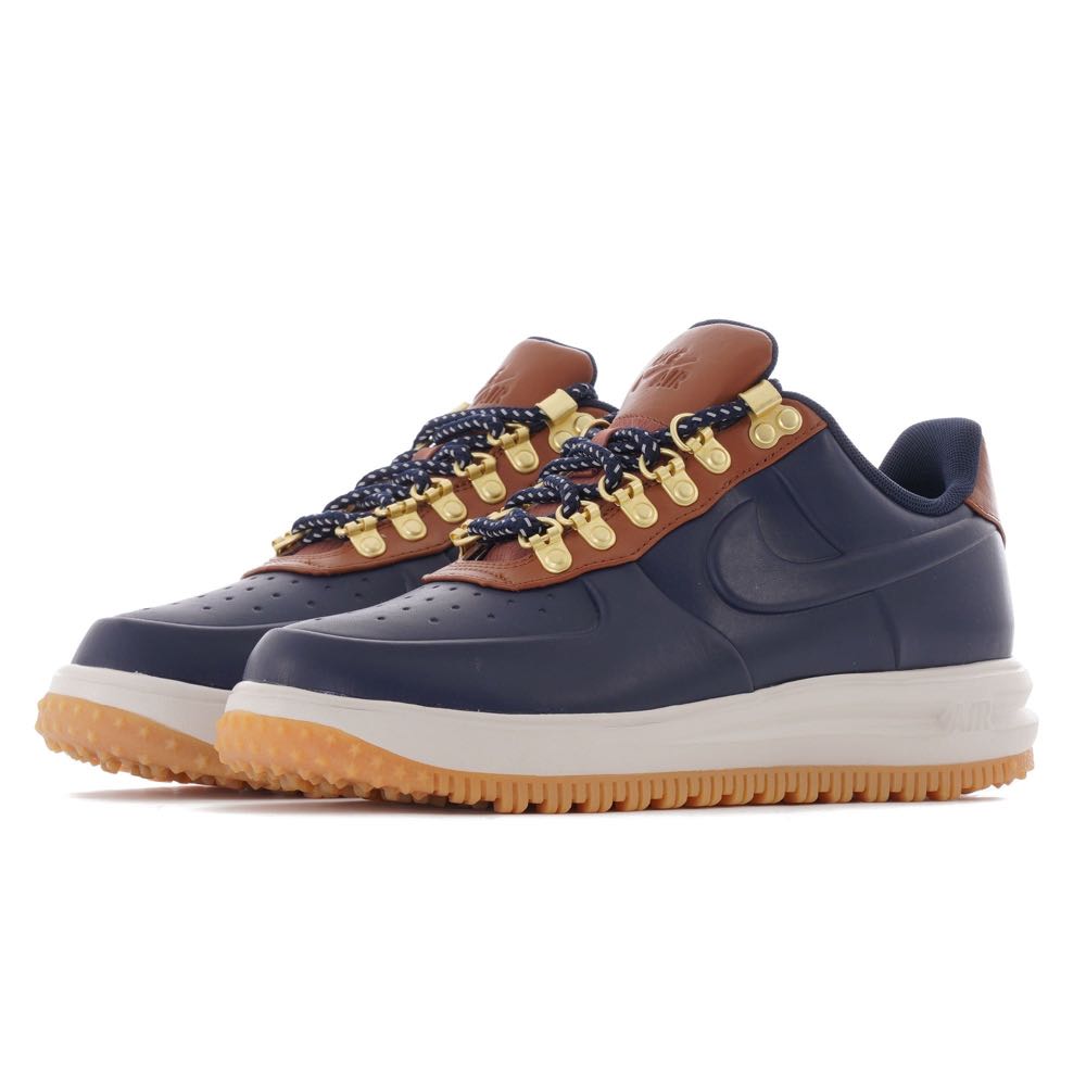 Lunar Force 1 Duckboot Low -  Nike shoe collectible [Barcode 823233322738] - Main Image 2