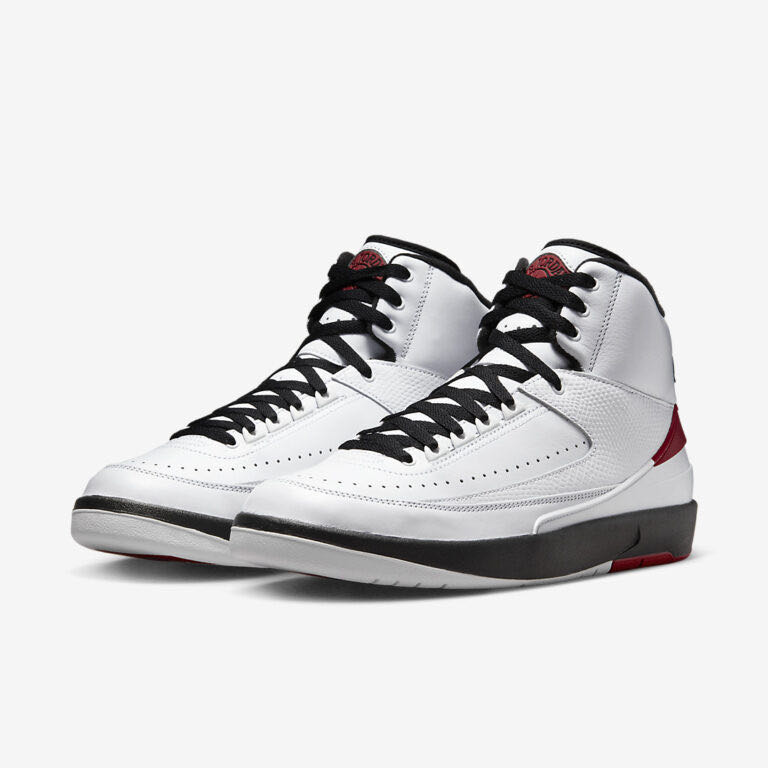 Jordan Mens Air Jordan 2 Retro Og Dx2454 106 Chicago Size 10.5 White Varsity Red Black - Jordan Brand shoe collectible [Barcode 196152073884] - Main Image 2