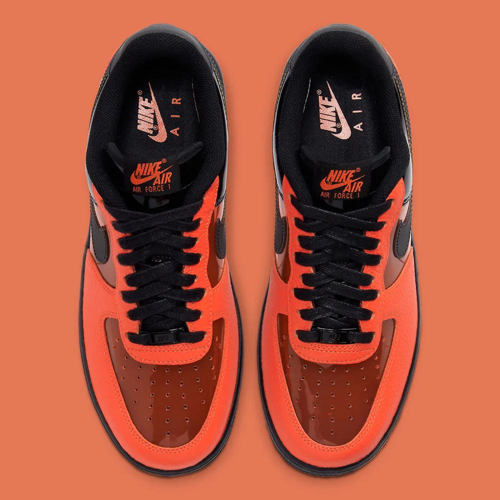 Nike Air Force 1 Low - Nike shoe collectible - Main Image 3