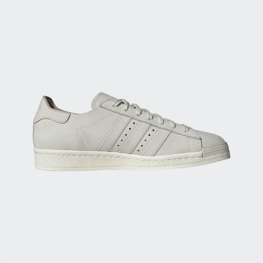 Superstar 82 - Adidas shoe collectible [Barcode 195749101573] - Main Image 2