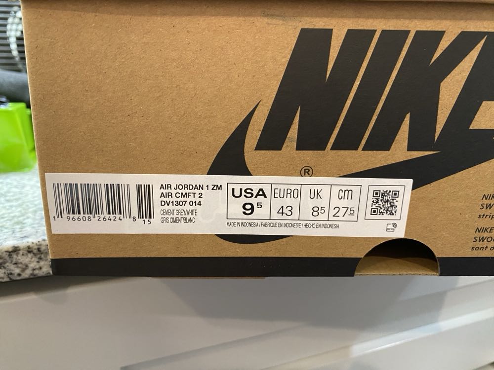 Jordan Mens Air 1 Zoom Cmft 2 ”university Blue Cement Grey University Blue White Size 9.5  shoe collectible [Barcode 196608264248] - Main Image 2