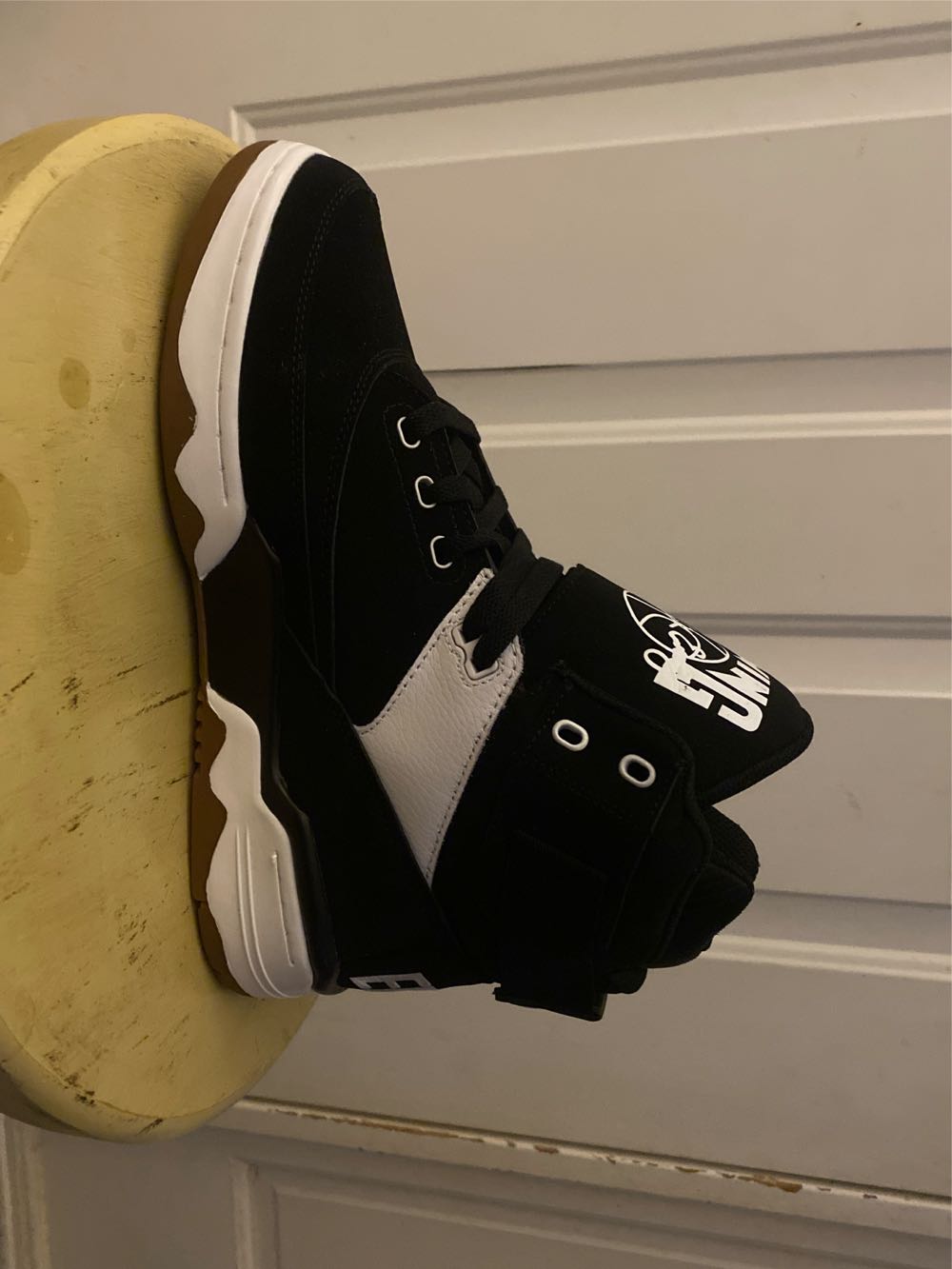 Ewing 33 Hi Black White Gum - Ewing Athletics shoe collectible - Main Image 2
