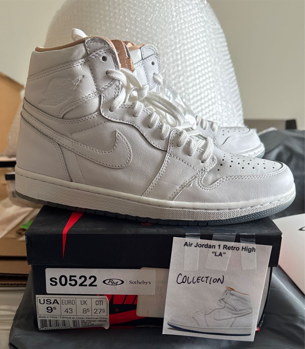 Air Jordan 1 Retro High Og Los Angeles - Nike Air Jordan 1 shoe collectible [Barcode 887231408108] - Main Image 2