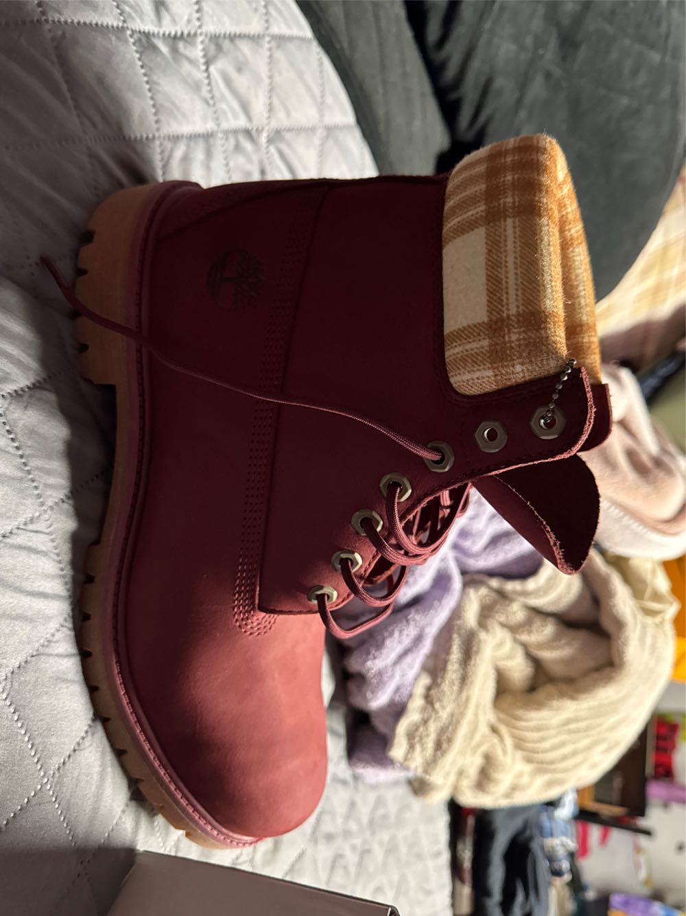 Timberland Premium  shoe collectible [Barcode 197642493571] - Main Image 2