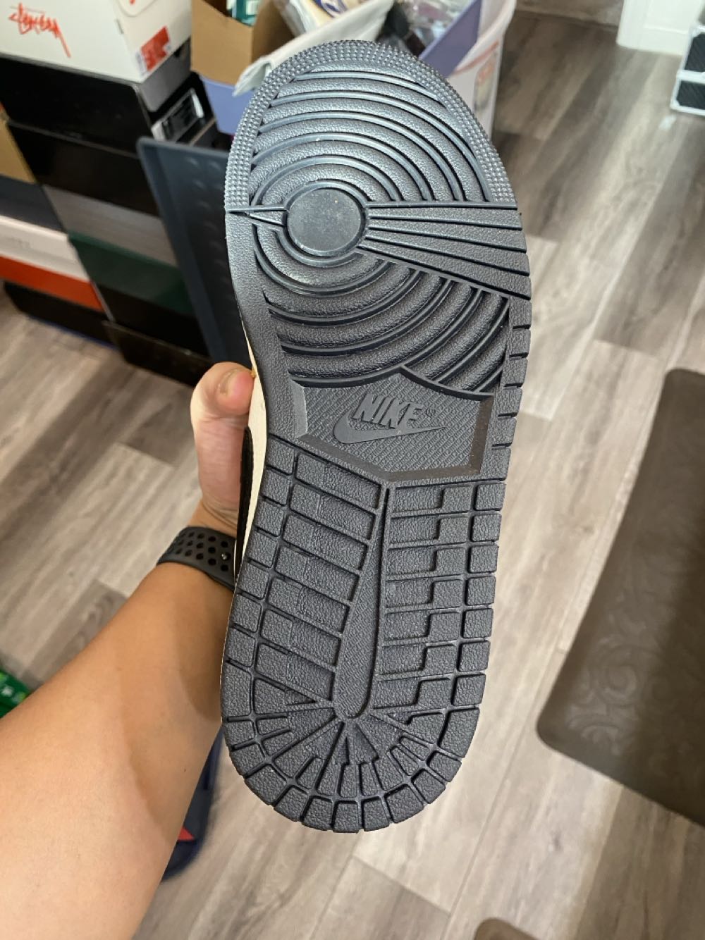 Nike Air Jordan 1 Low Og Shoes Rookie Of The Year Cz0790 107 Men’s New In Hand  shoe collectible [Barcode 197859504961] - Main Image 4