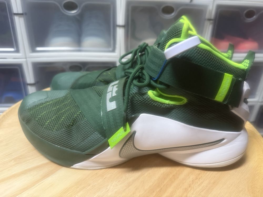 Nike LeBron Soldier 9 Green Men’s Size 15 - Nike shoe collectible - Main Image 2