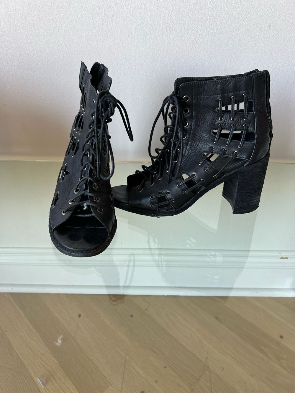 Kobe VI Protro Reverse Grinch