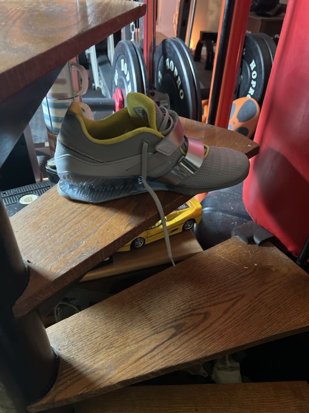 Nike Romaleos 4 - Nike shoe collectible - Main Image 2