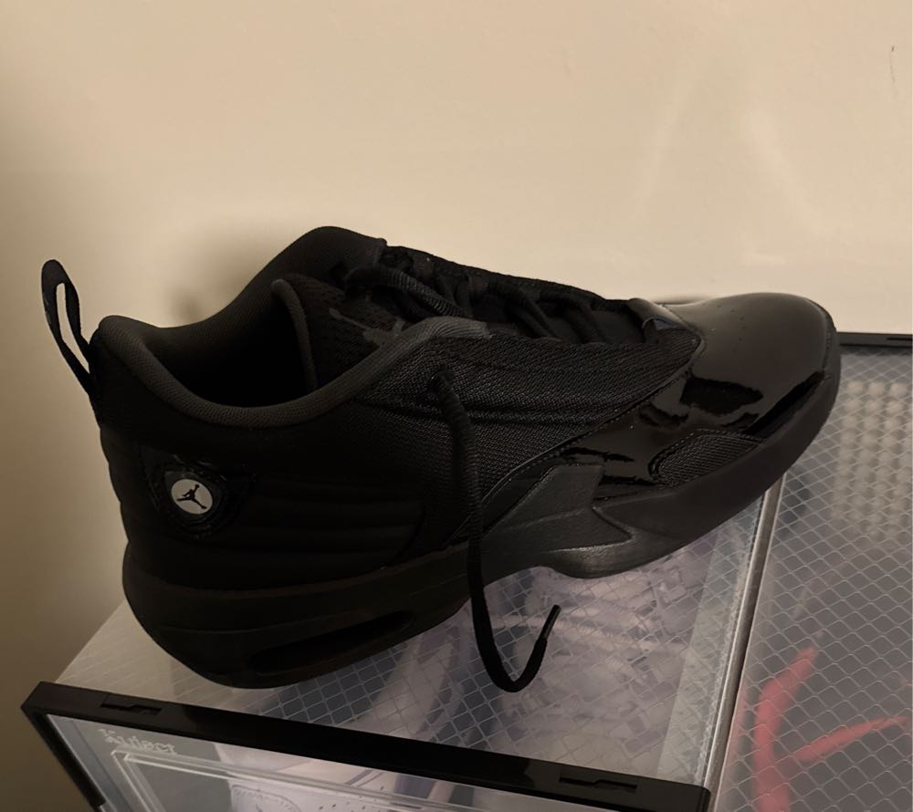 SB Supreme Red Stars