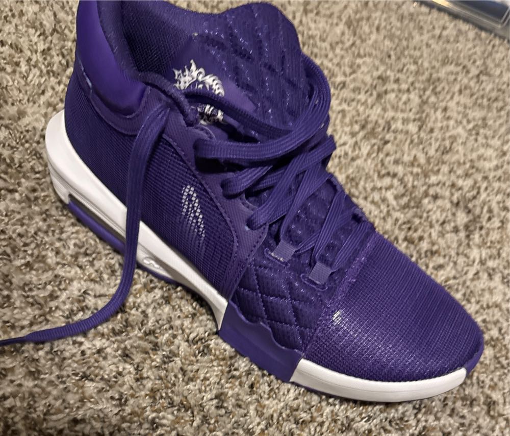 Brooks X runDisney Glycerin 22 Stitch