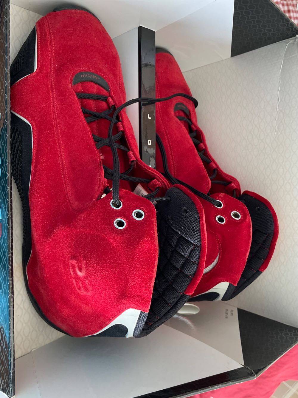 Air Jordan 1 Mid Retro