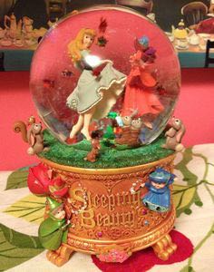 Sleeping Beauty Art Of Aurora Snow Globe  snow globe collectible [Barcode 464477836973] - Main Image 1