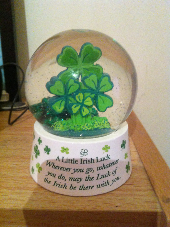 Shamrock  (Ireland) snow globe collectible [Barcode 5390711505884] - Main Image 1