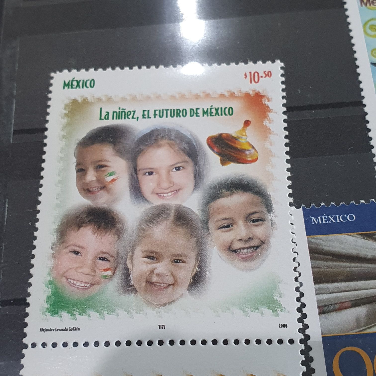 La Niñez El Futuro De México  stamp collectible - Main Image 2