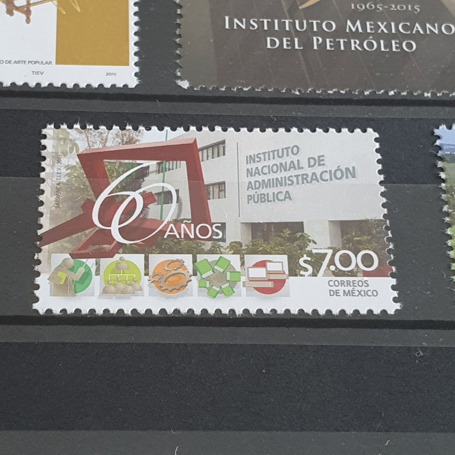 Green Queen Victoria