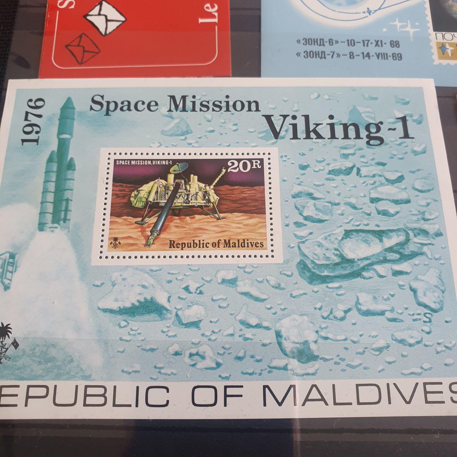 Space Mission Viking 1  stamp collectible - Main Image 2