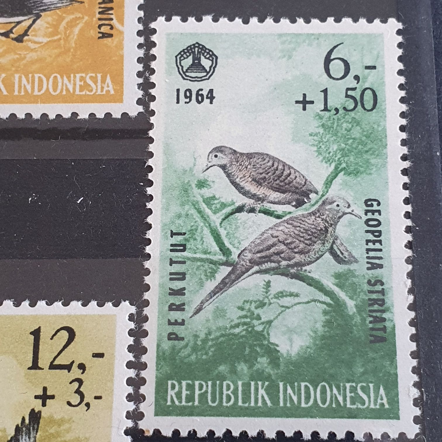 Perkutut  stamp collectible - Main Image 2