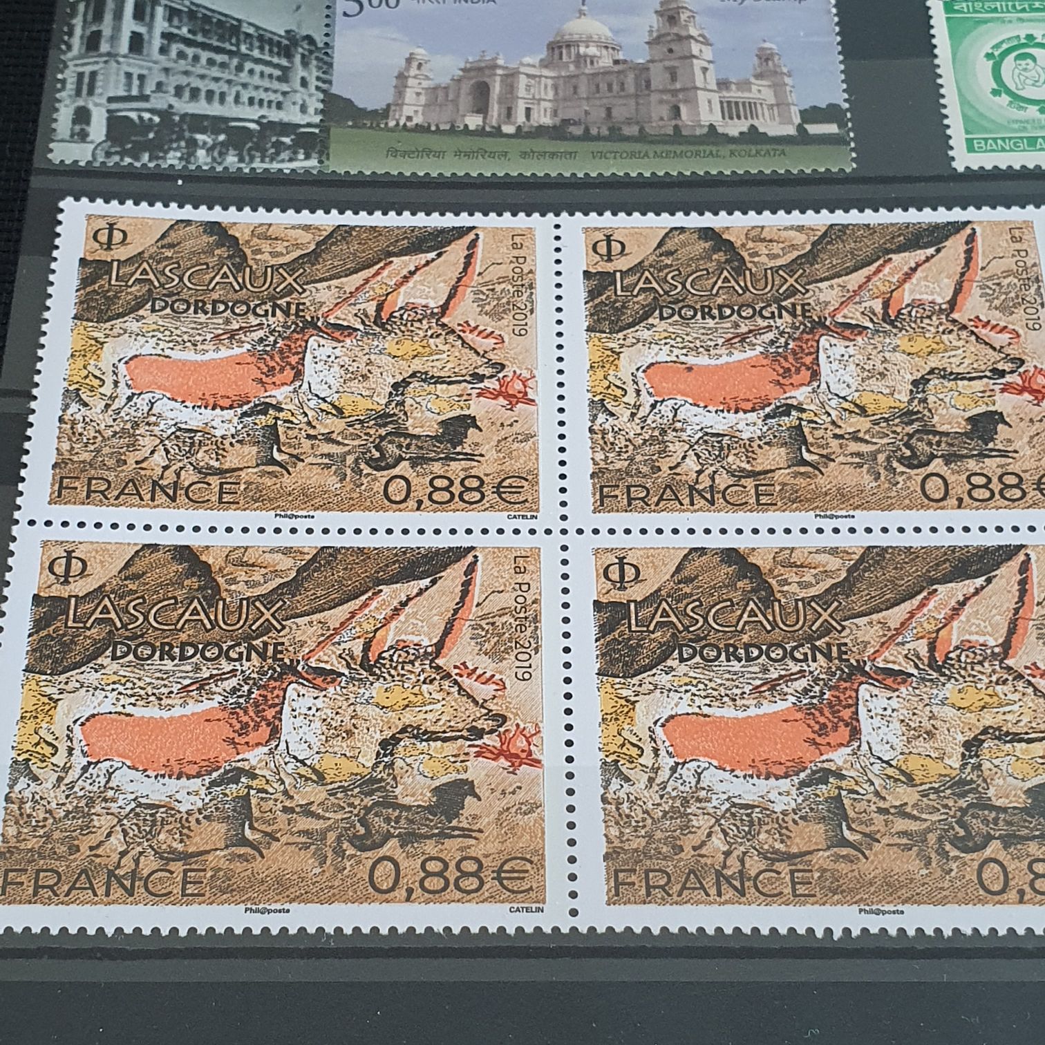 Lascaux  stamp collectible - Main Image 2