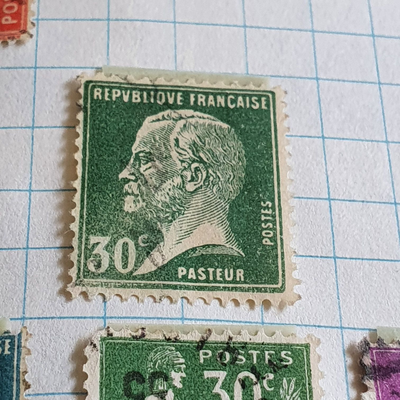 Postes  stamp collectible - Main Image 2