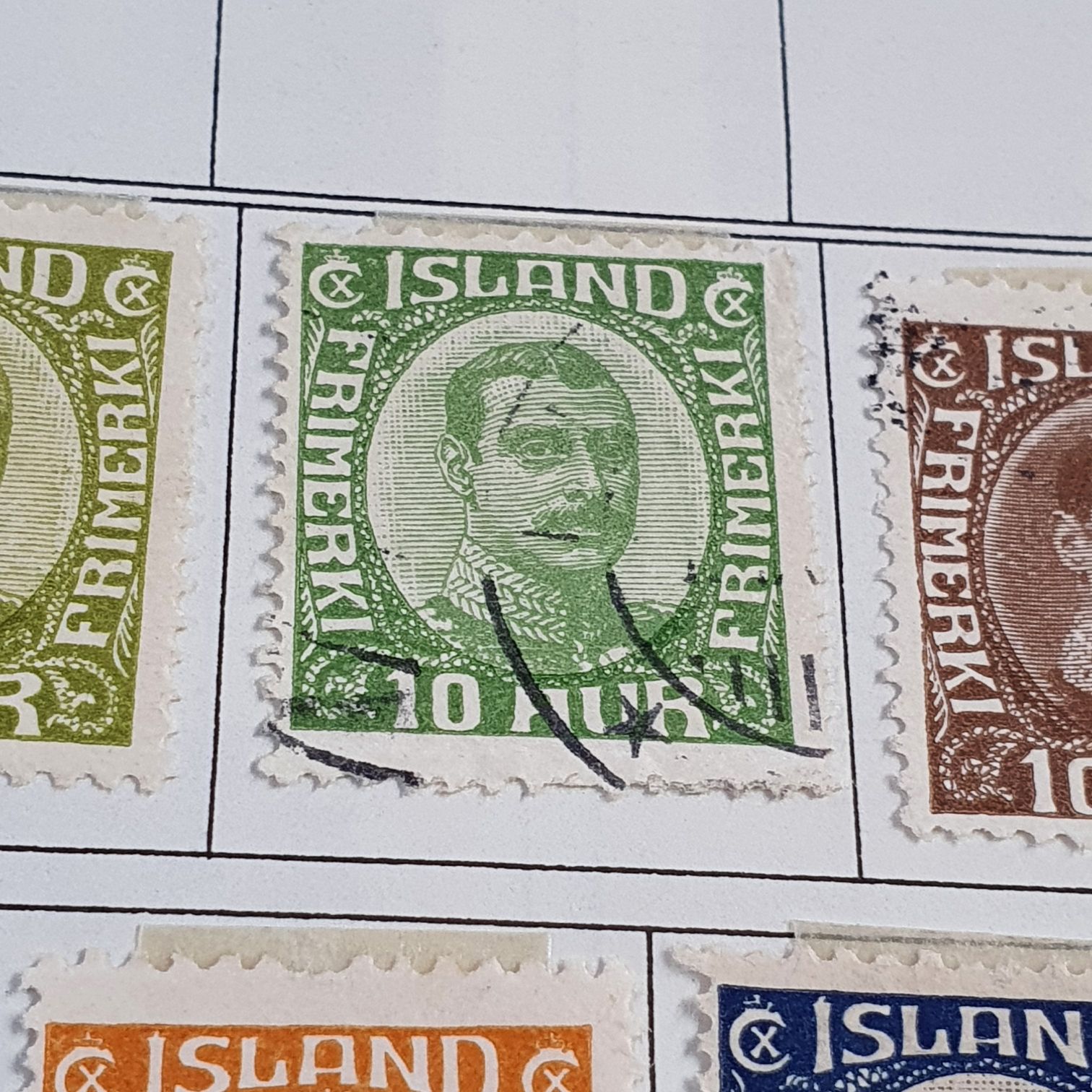 Island  stamp collectible - Main Image 2