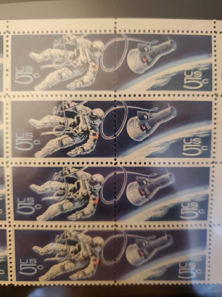 Space Walk  stamp collectible - Main Image 2
