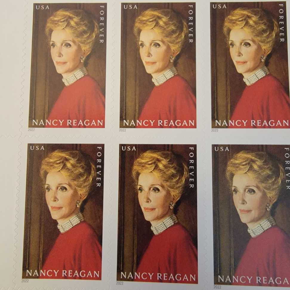Nancy Reagan  stamp collectible [Barcode 482600] - Main Image 2