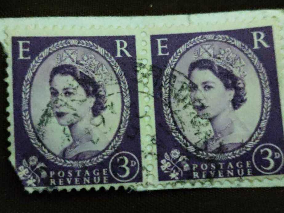 Queen Elizabeth 2nd  stamp collectible - Main Image 2