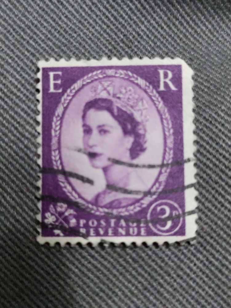 Queen Elizabeth 2nd  stamp collectible - Main Image 3