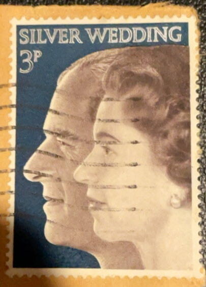 The 25th Abniversary Of The Silver Wedding Of Queem Elizabeth And Prince Philip  stamp collectible - Main Image 2