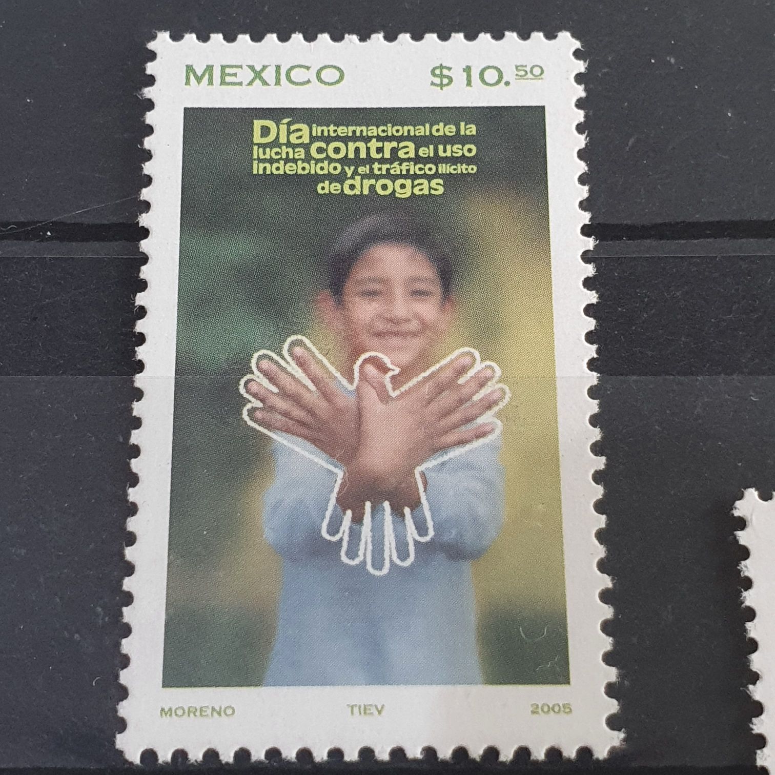 Día Internacional De La Lucha Contra El Uso Indebido Y El Tráfico Ilícito De Drogas  stamp collectible - Main Image 2