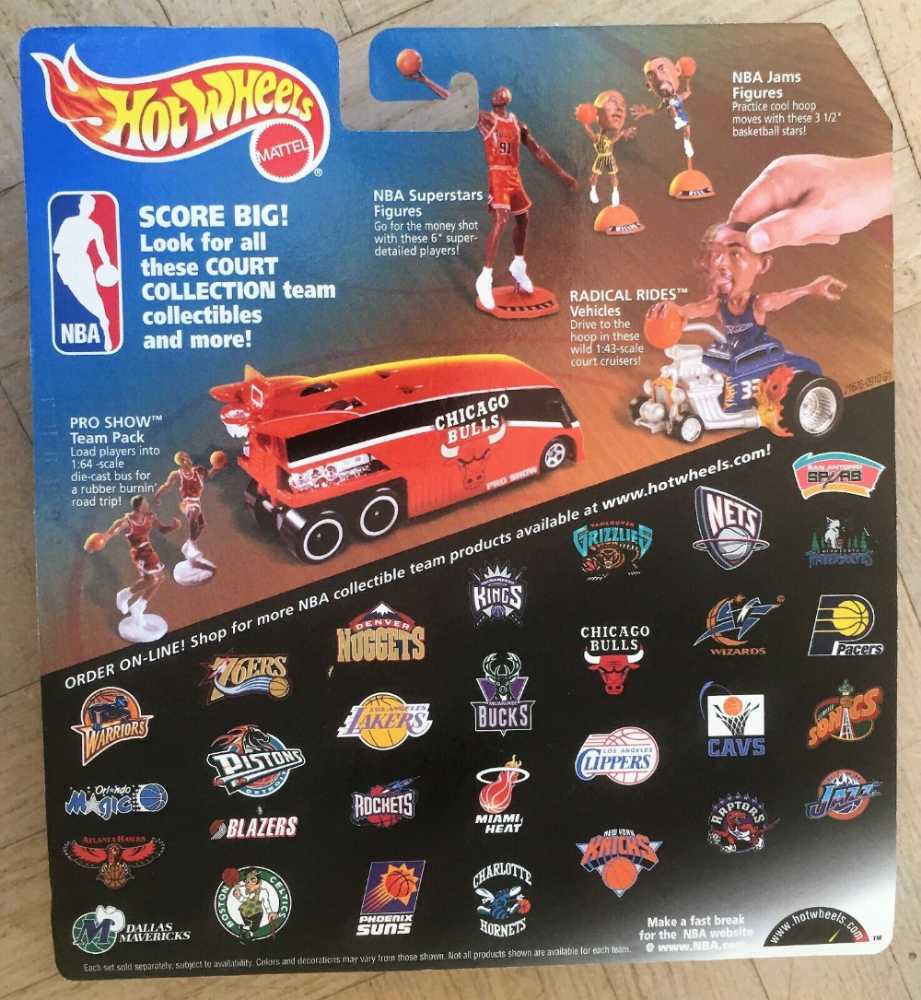 Bulls Nba Pro Show Chicago Bulls Jordan Pippen Figure Hot Wheels Team Pack New  stamp collectible [Barcode 074299216763] - Main Image 4