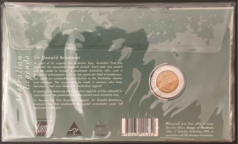 Australian Pnc Cover: Pnc Australia Australian Legends Sir Donald Bradman $5 Sir Don Bradman Ram $5 Day Issue Coin Cricket  stamp collectible [Barcode 9312650115852] - Main Image 2