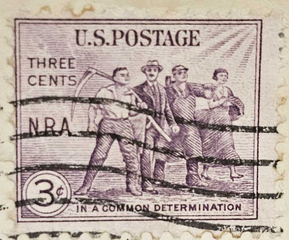 Posthorn And Lightning Bolt