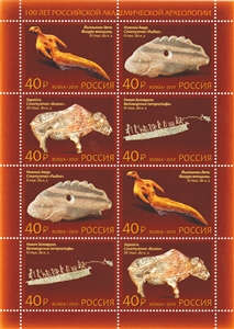 Hot Wheels Character Cars 1:64 Scale Looney Tunes Tweety Bird 1 7