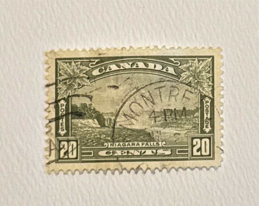 Posthorn And Lightning Bolt