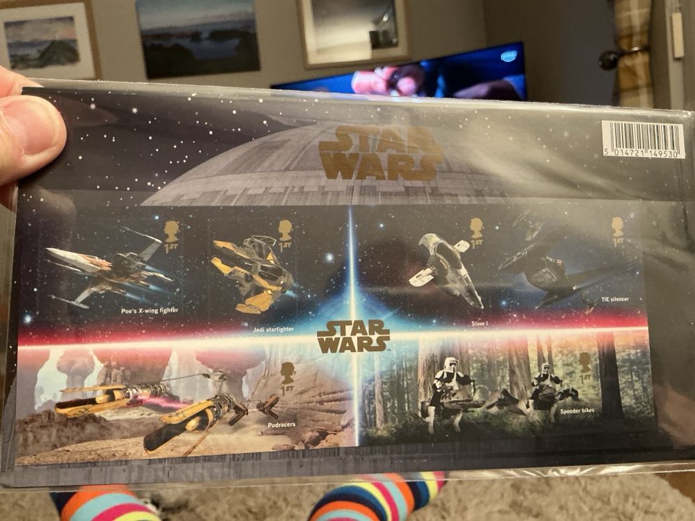 Star Wars - Presentation Pack  stamp collectible [Barcode 5014721149530] - Main Image 2