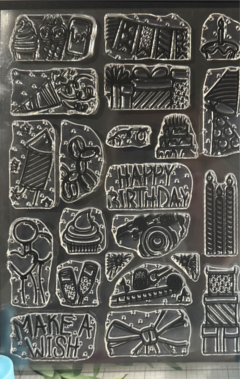 Puzzle Frames 6x8 Clear Photopolymer Ldrs  stamp collectible [Barcode 810148730901] - Main Image 3