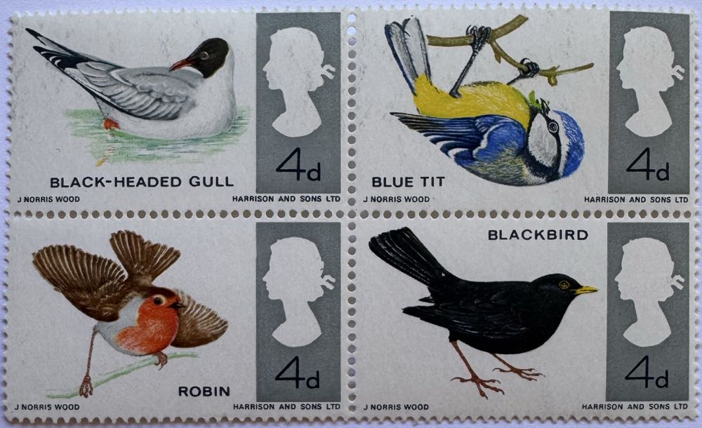 European Robin  stamp collectible - Main Image 3