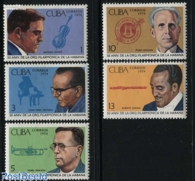 Bottle Gentian (Gentian andrewsii)